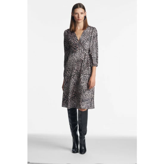 Sachin & Babi Lyla Dress Dresses Natural Cheetah 2 Sachin & Babi Lyla Dress Dresses Natural Cheetah - Image 2