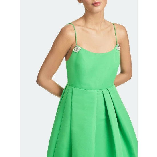 Sachin & Babi Gwen Gown Dresses Kelly Green 3 Sachin & Babi Gwen Gown Dresses Kelly Green - Image 3