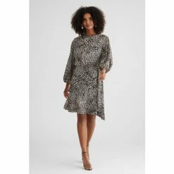 Sachin & Babi Sylvie Dress - Natural Cheetah - Final Sale Dresses 9 Sachin & Babi Sylvie Dress - Natural Cheetah - Final Sale Dresses -Sachin & Babi Shop unnamed file 872